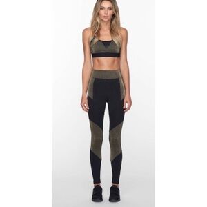 Koral Activewear Versus Evanesce Leggings